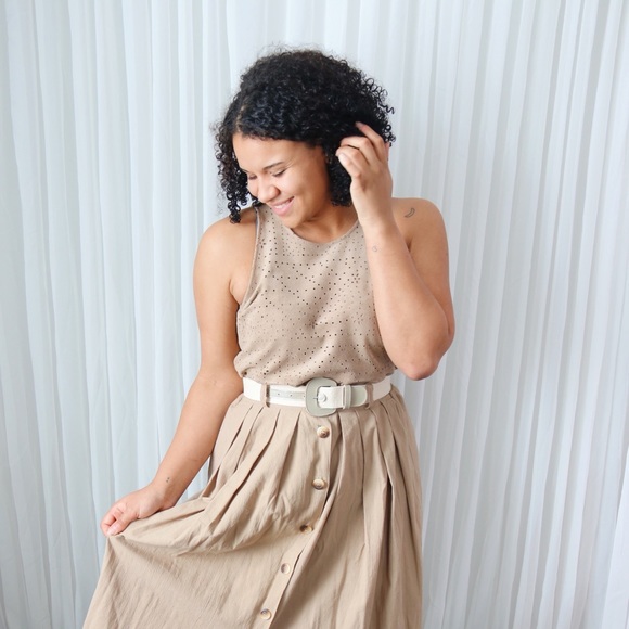 Neutral Textured Tank Top by BCBG (Size Medium) - Picture 5 of 8